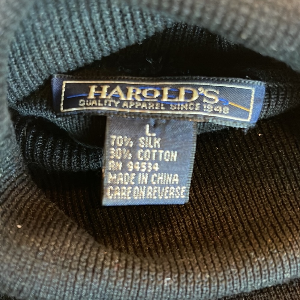 Harold’s Color Block Turtleneck - image 6